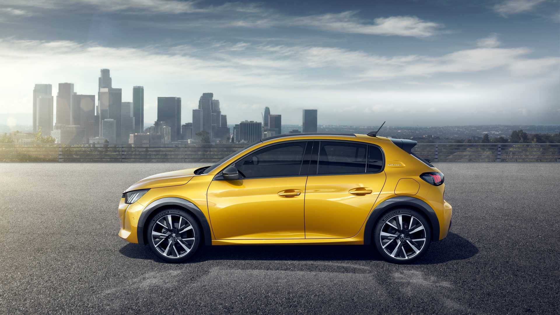 Peugeot 208 Side Wallpaper (13)