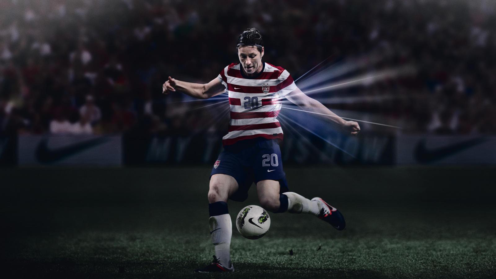 Abby Wambach named 2012 Women's World Player of the Year