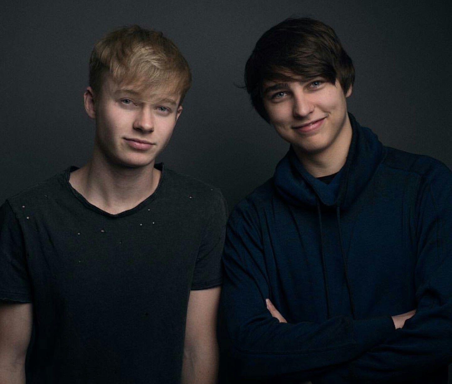 Sam And Colby Wallpapers Wallpaper Cave