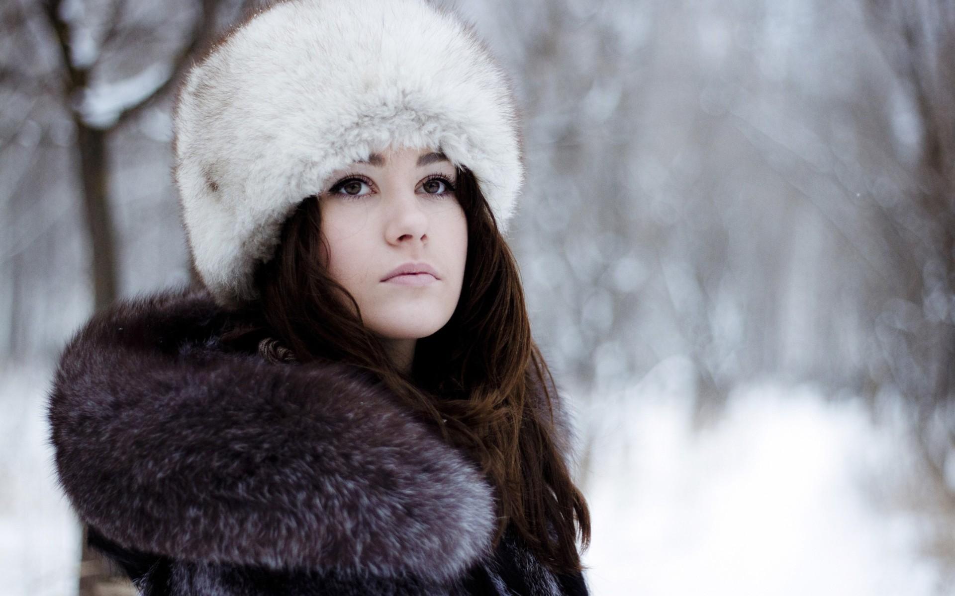 Girl With Fur Hat And Coat Widescreen Wallpaper. Wide Wallpaper.NET