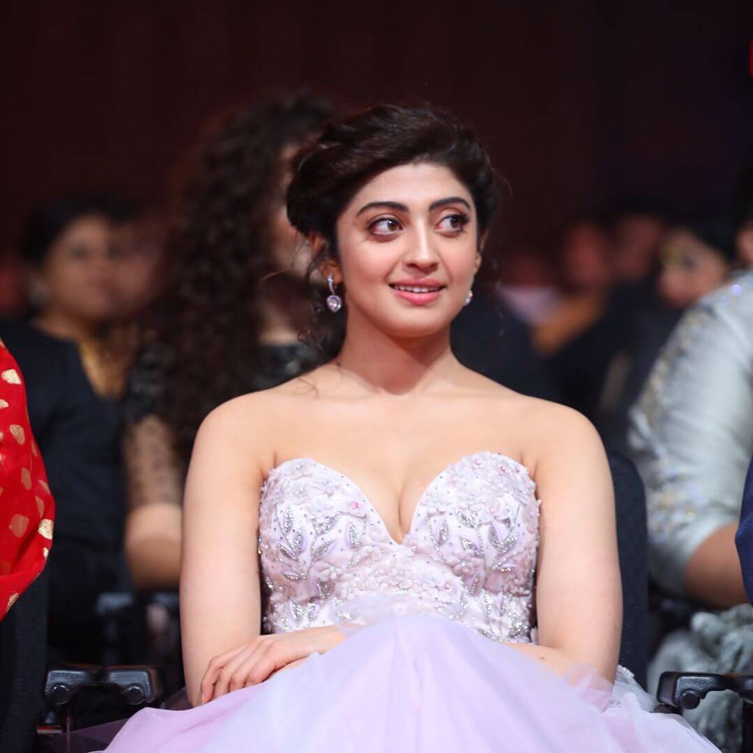 Pranitha Subhash Image, HD Photo, Wallpaper, Latest Photohoot