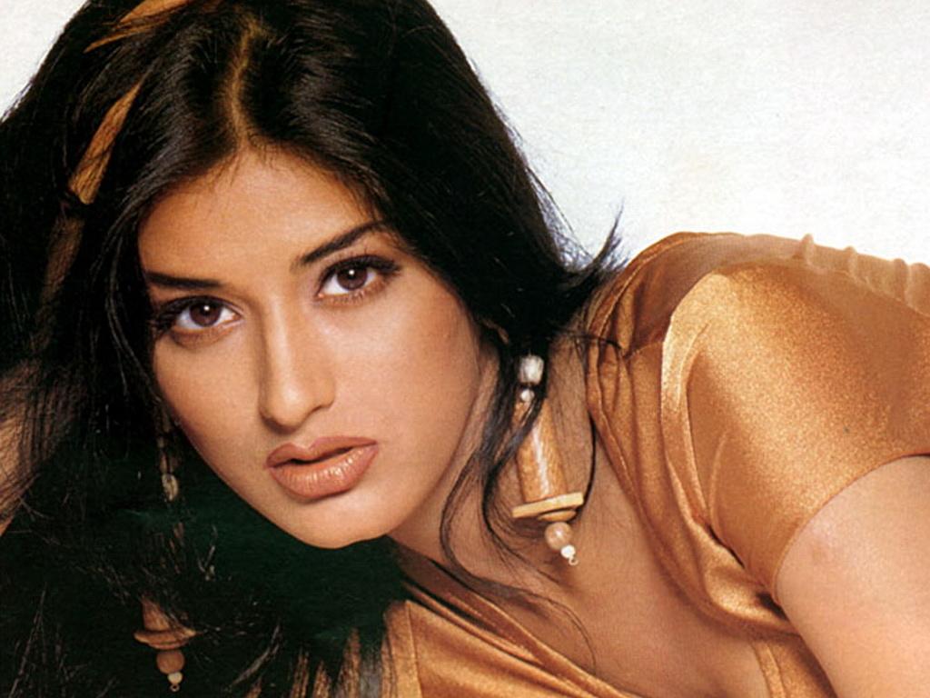 Picture Sonali Bendre Indian Celebrities 1024x768