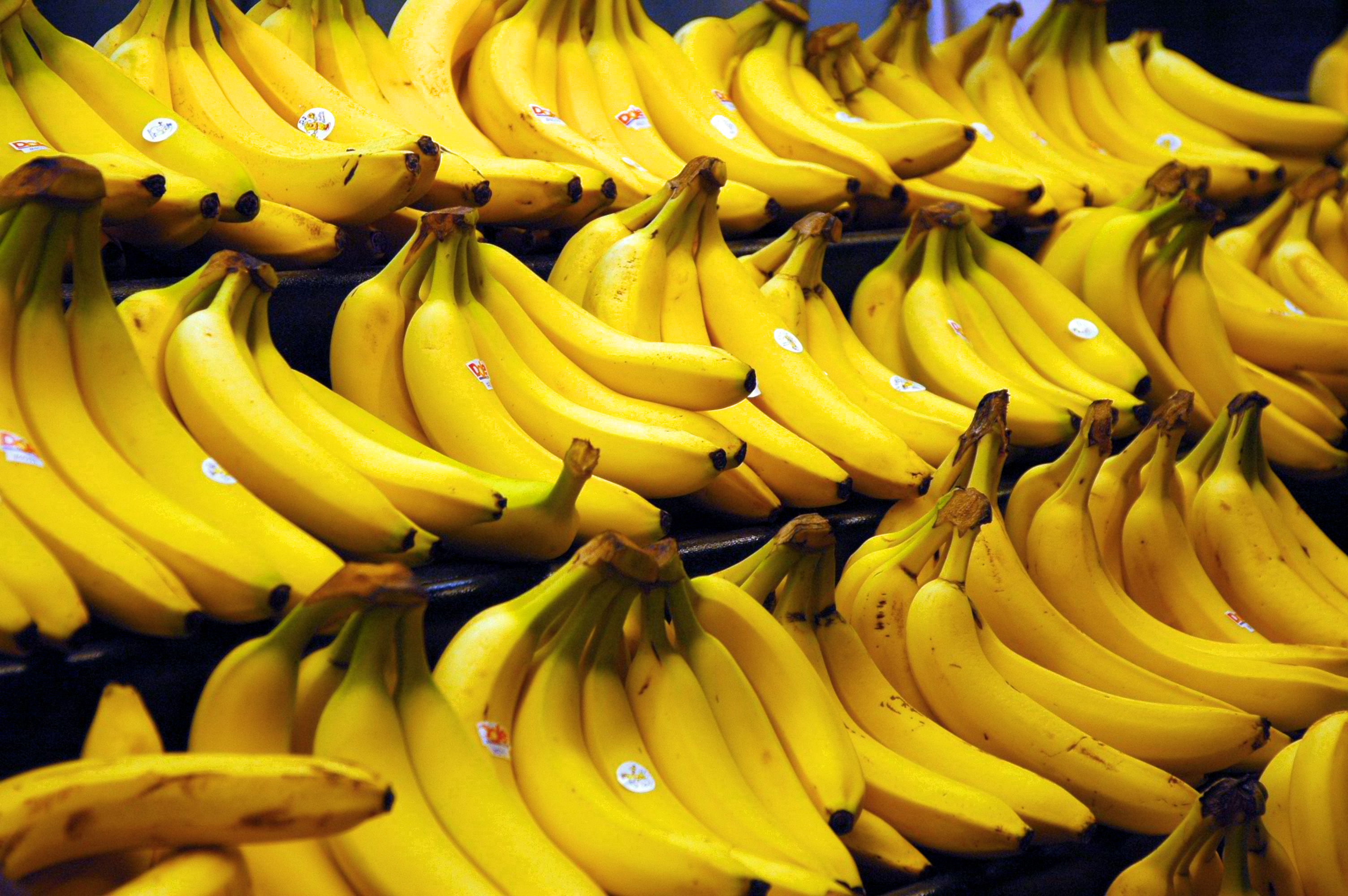 Banana HD Wallpaper