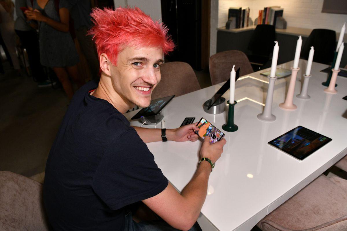 Ninja's unwillingness to stream with women is a problem that points