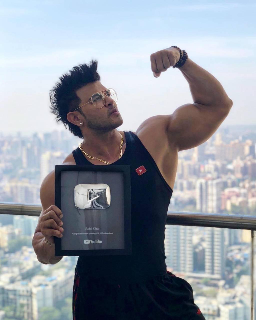 Team Sahil Khan MUMBAI  on Instagram Repost sahilkhan IF YOU DONT  KNOW NOW YOU KNOW Yeh Lo Mera New Luxury Gym Clothing Brand and Stores  Agaya nowyouknowclothing  For