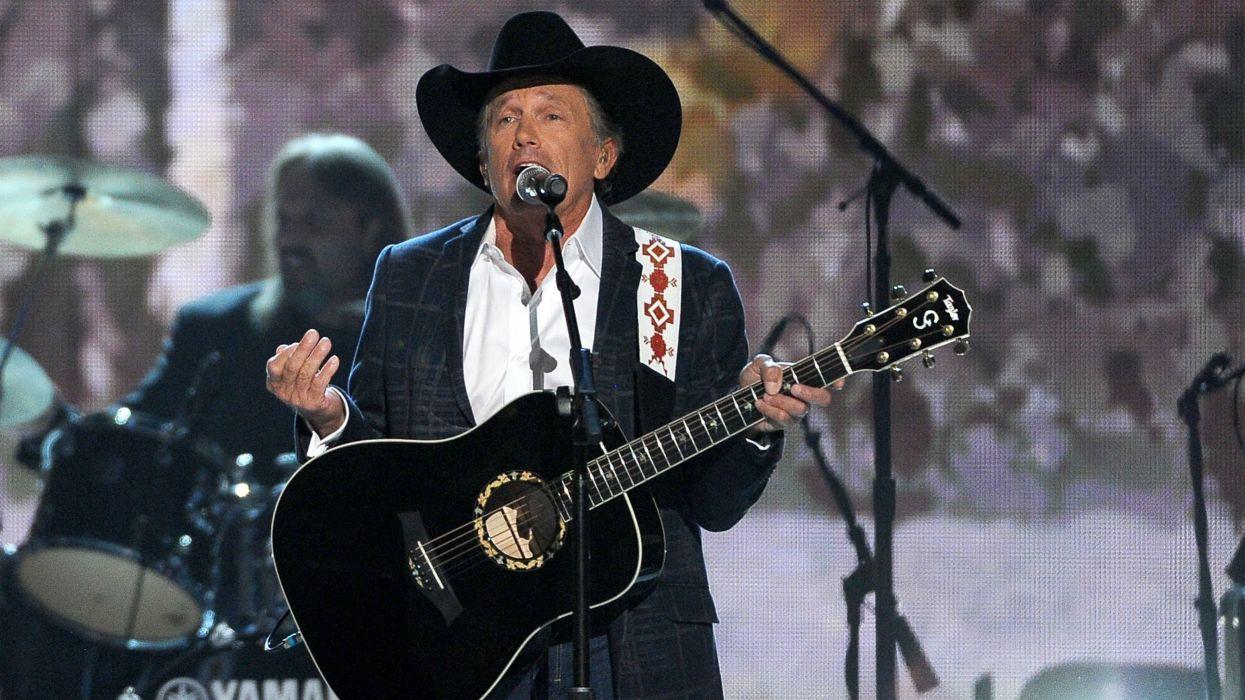 4447 George Strait Photos  High Res Pictures  Getty Images