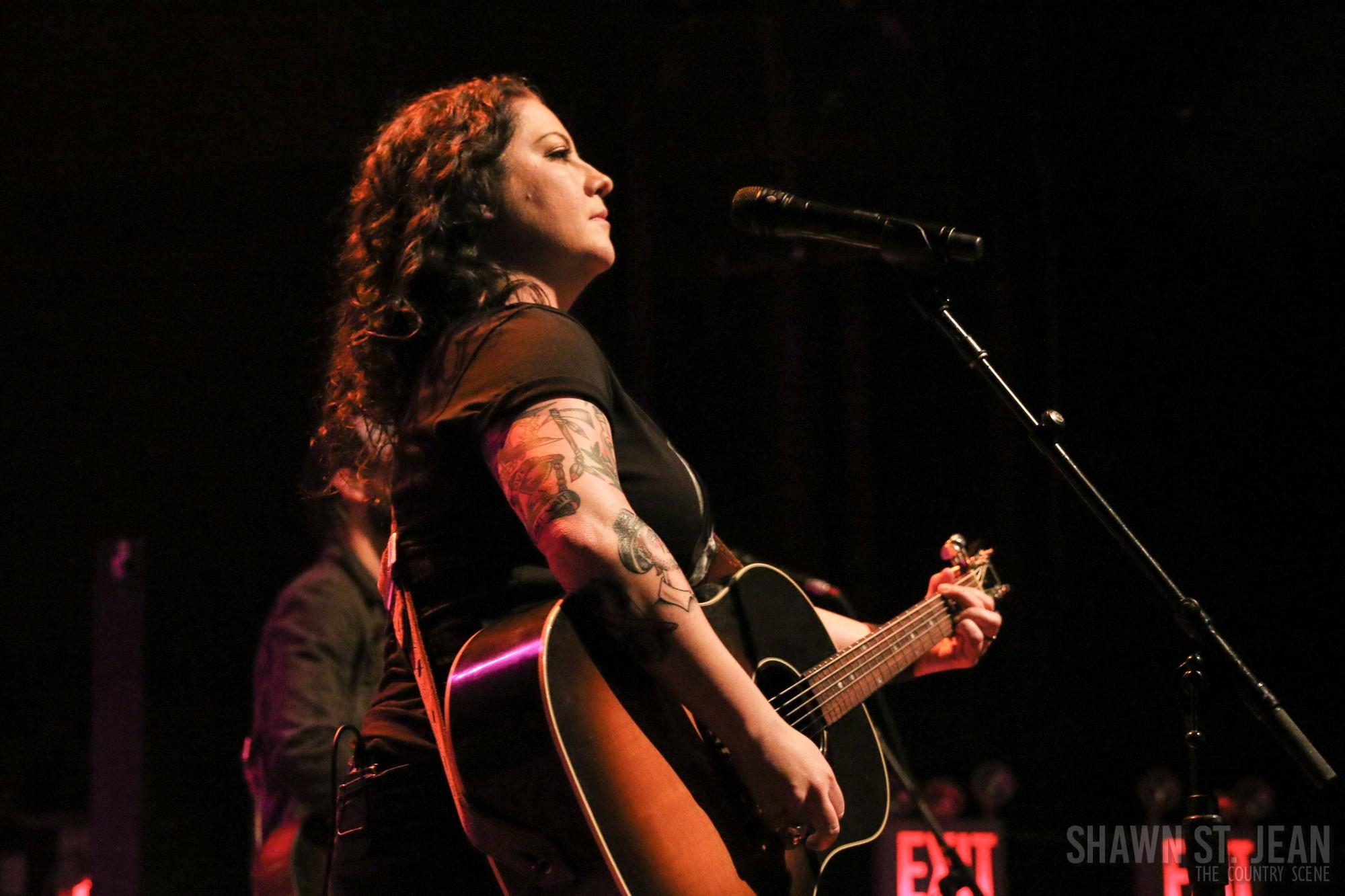 Ashley McBryde Archives