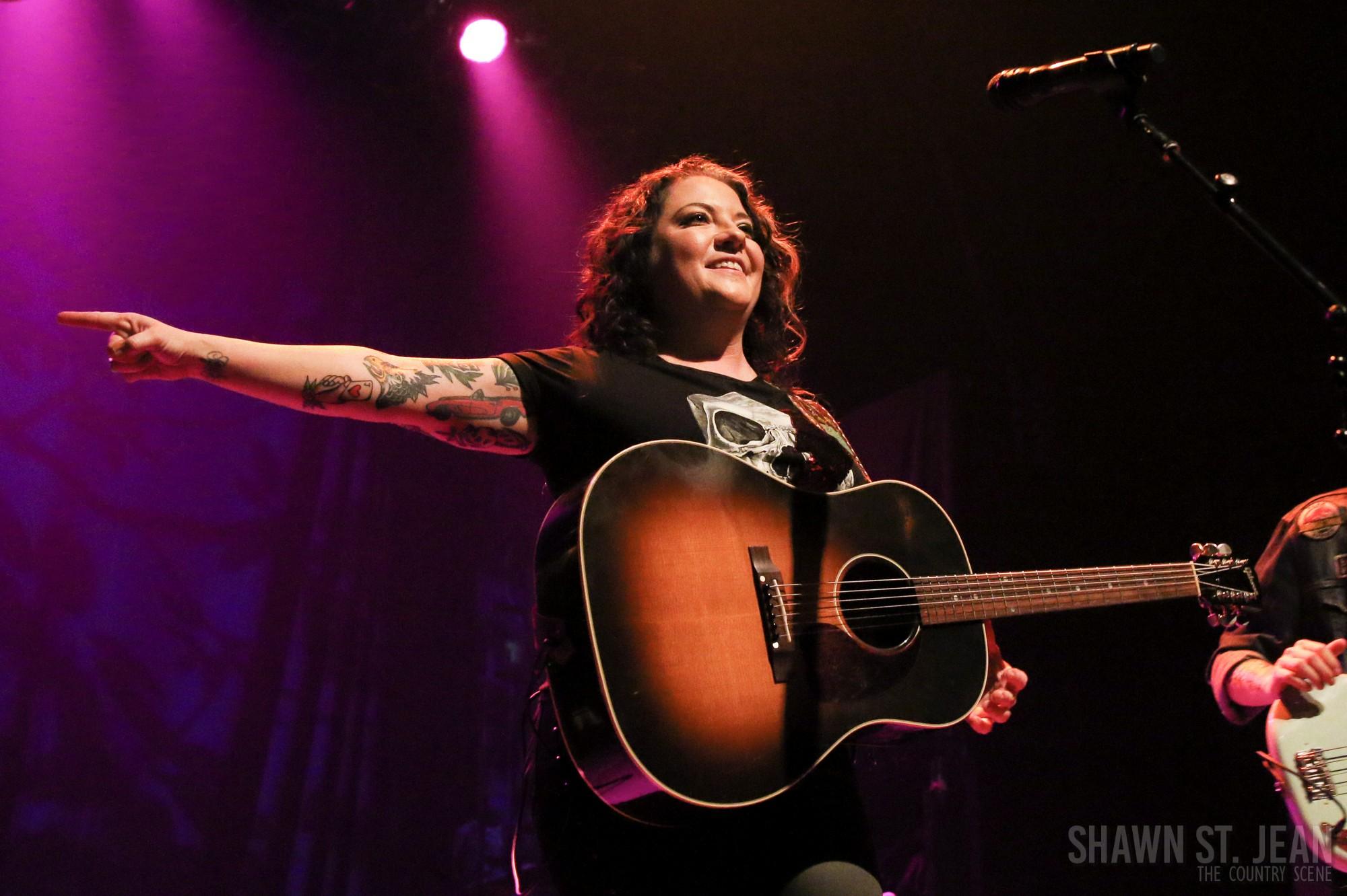 Fans Pack NYC's Gramercy Theatre for Ashley McBryde's Girl Going