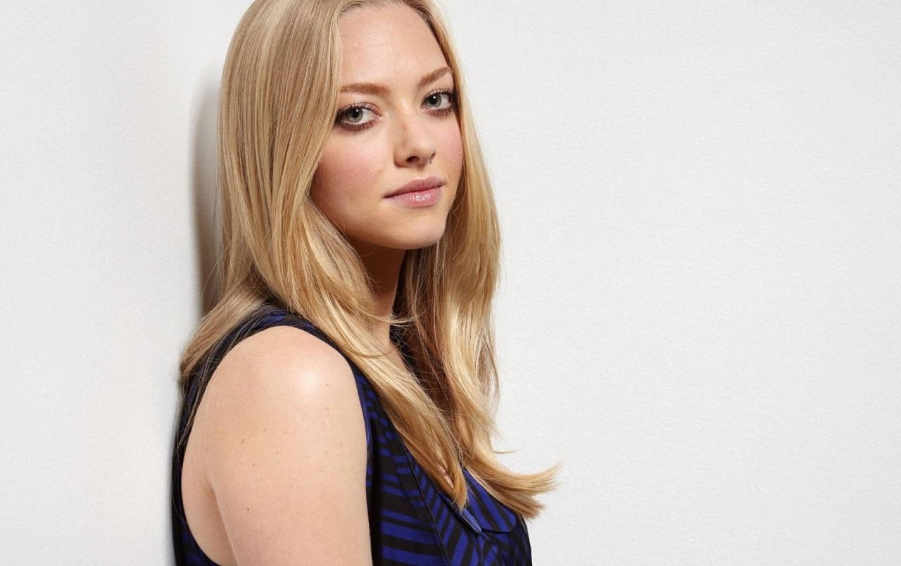 Amanda Seyfried Beautiful wallpaper. Amanda Seyfried Beautiful