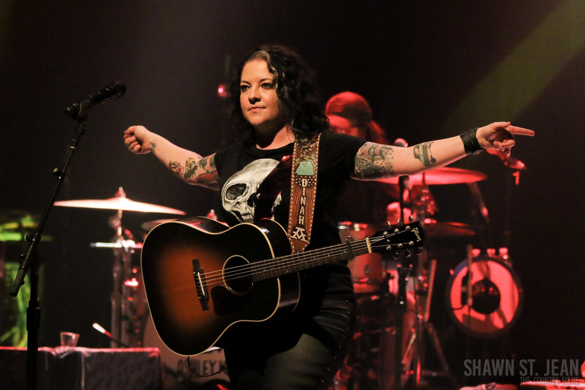 Fans Pack NYC's Gramercy Theatre for Ashley McBryde's Girl Going