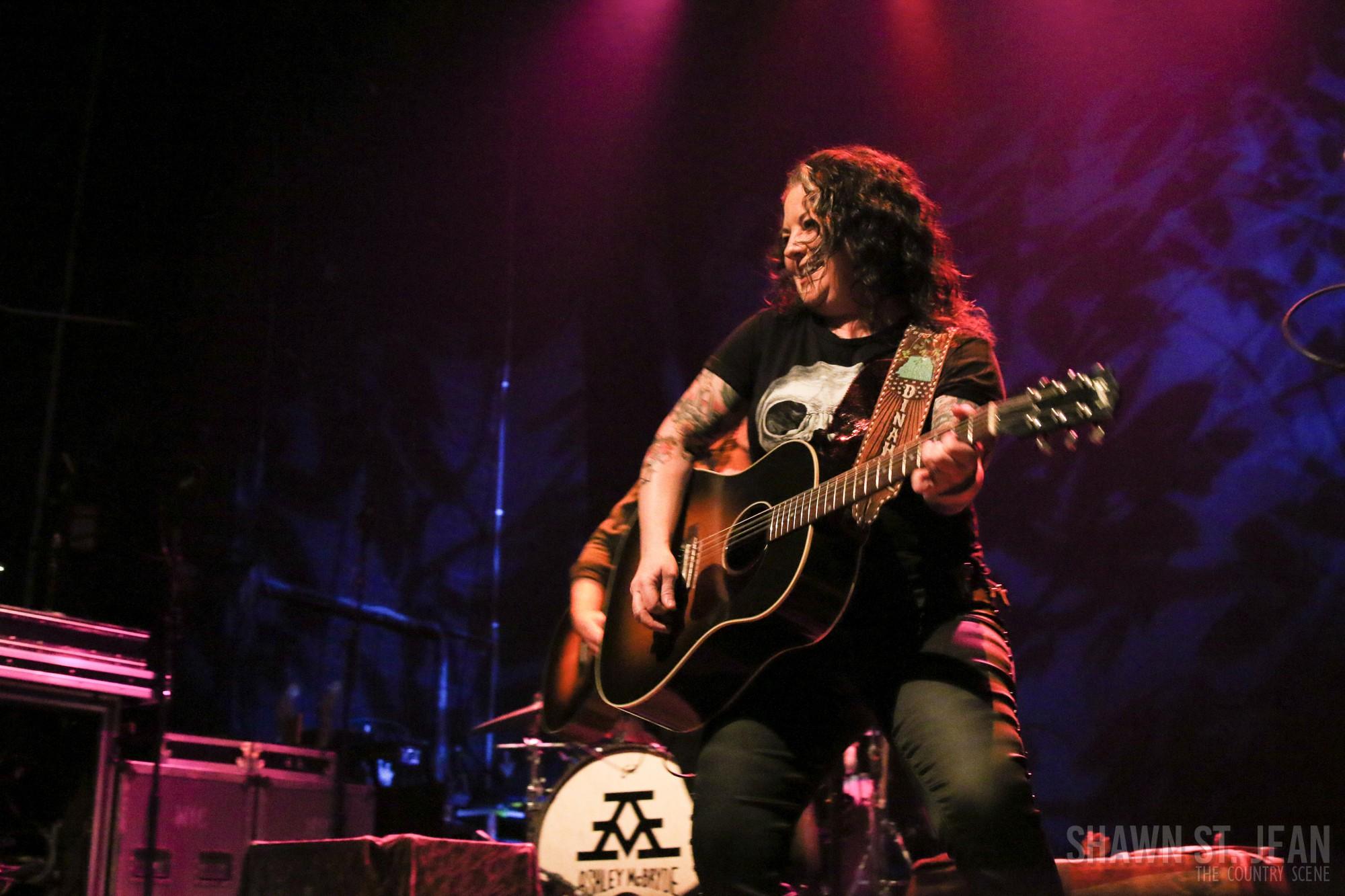 Fans Pack NYC's Gramercy Theatre for Ashley McBryde's Girl Going