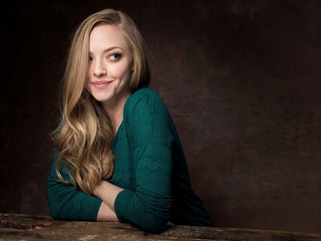 Amanda Seyfried image Amanda Seyfried Wallpaper HD wallpaper