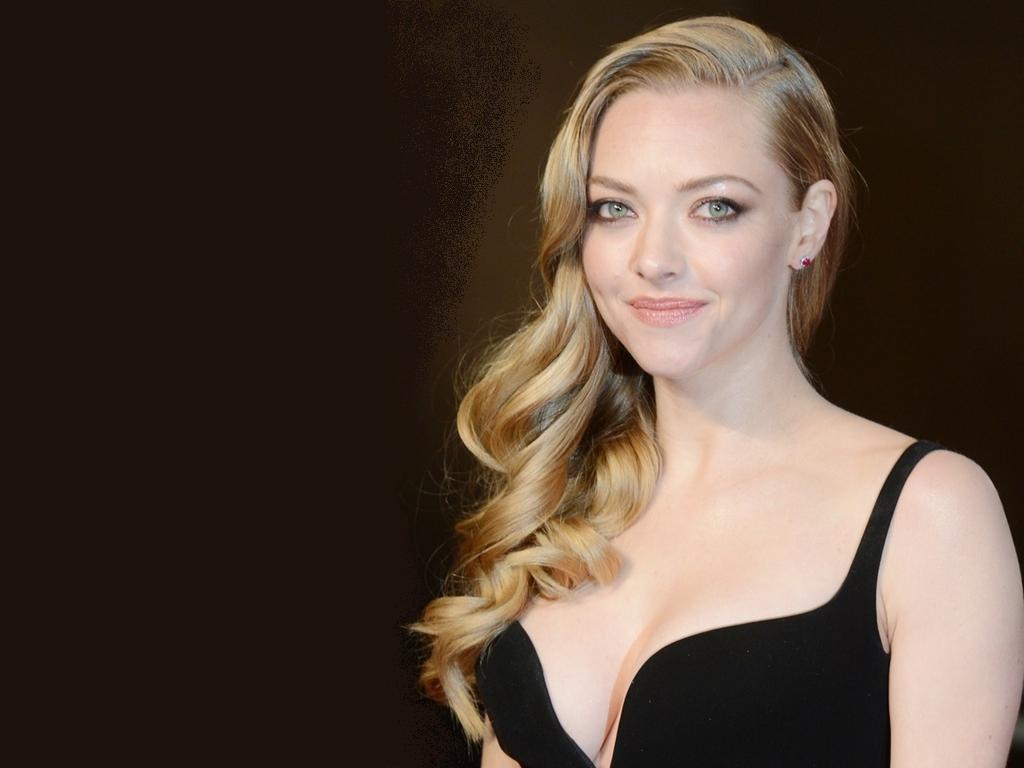 Amanda Seyfried image Amanda Seyfried Wallpaper HD wallpaper