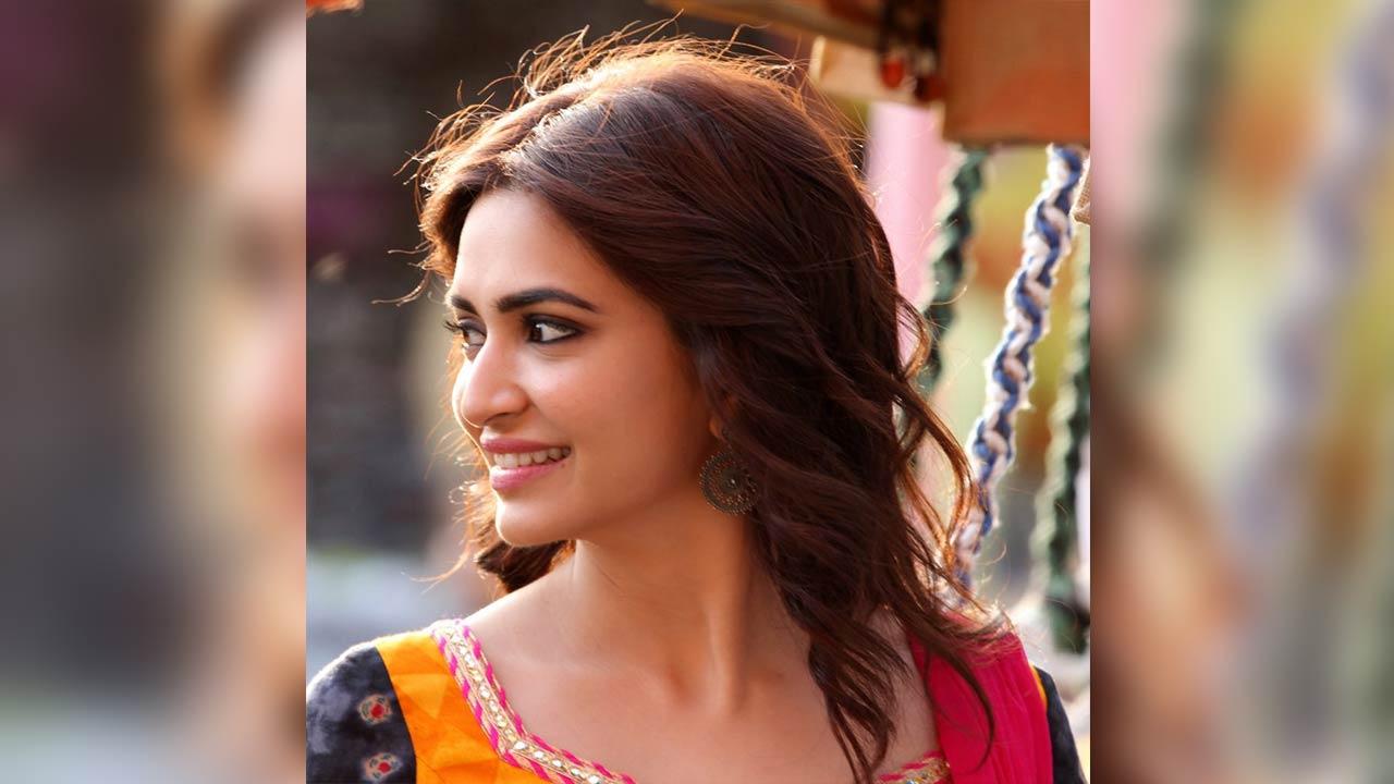 bollywoodactresswallpaper Bollywood Actress Wallpaper 2019