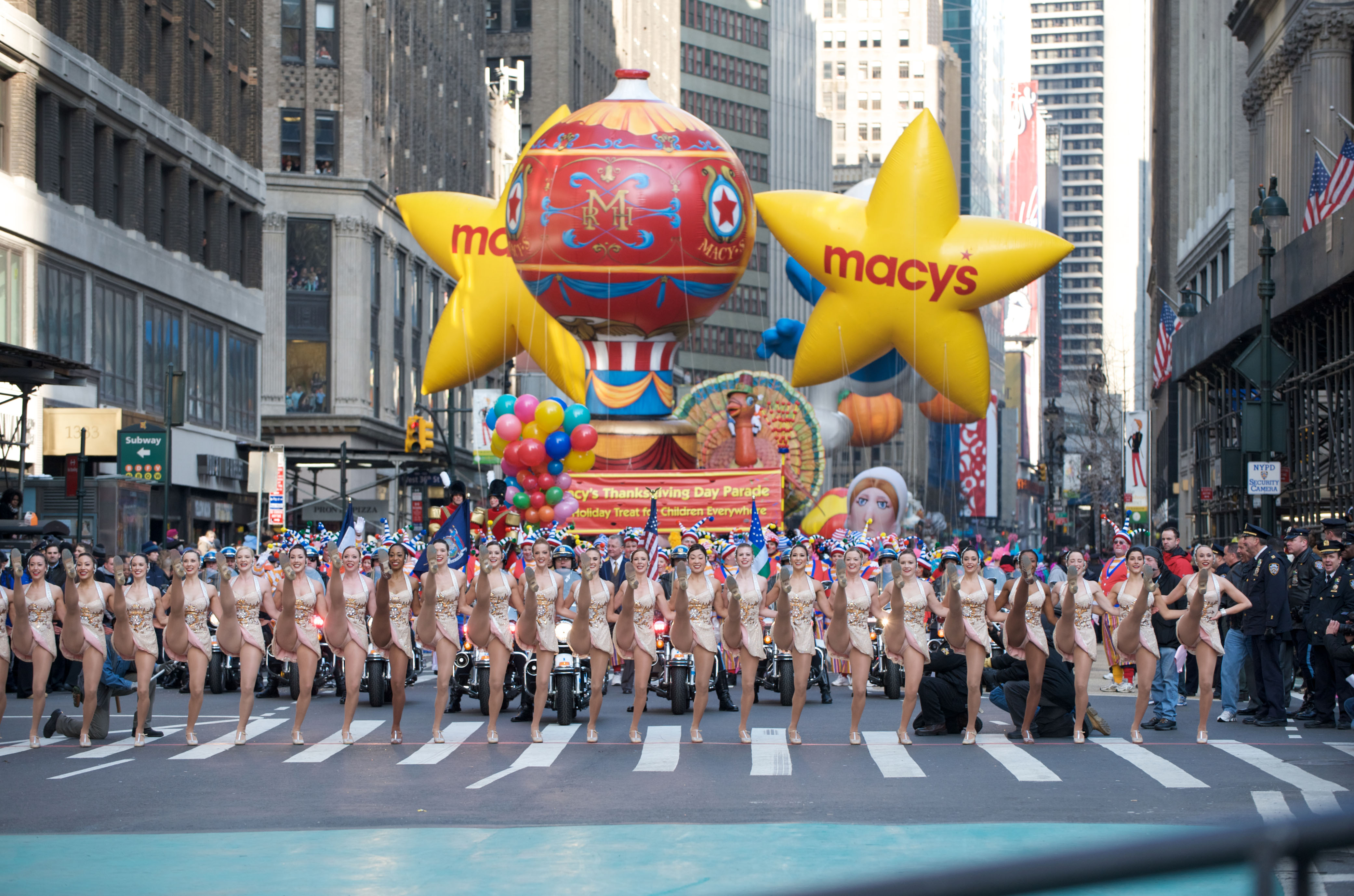The history of Macy's Thanksgiving Day Parade, a grand NYC tradition