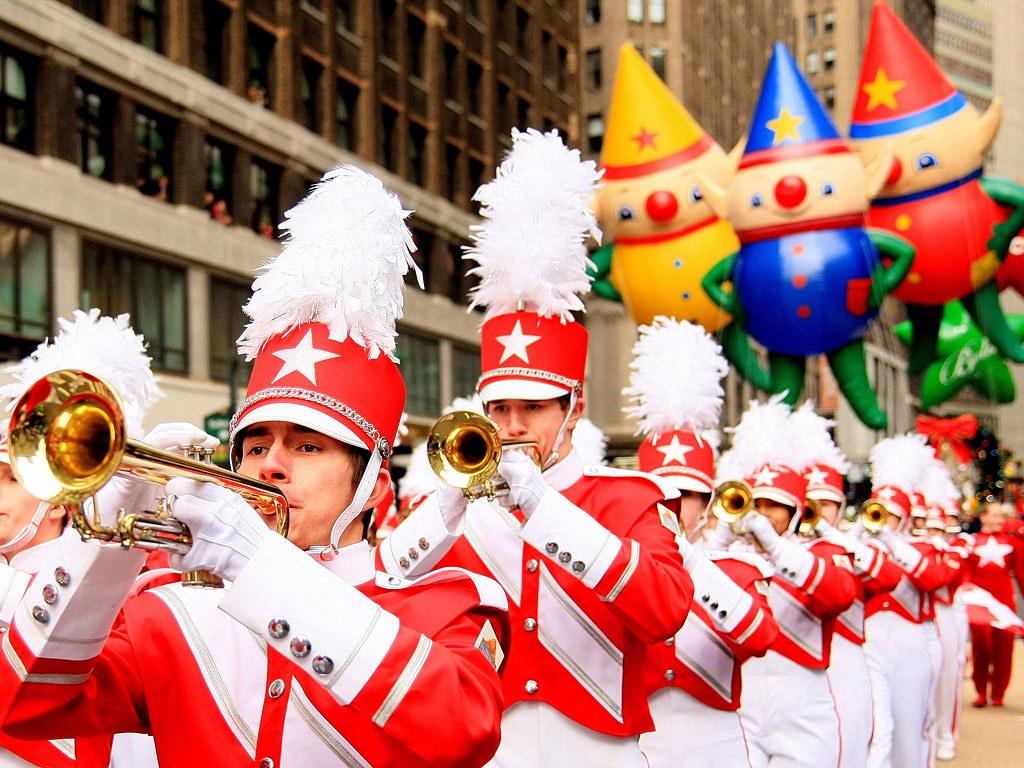 These Hotels Have the Best Views of the Thanksgiving Day Parade
