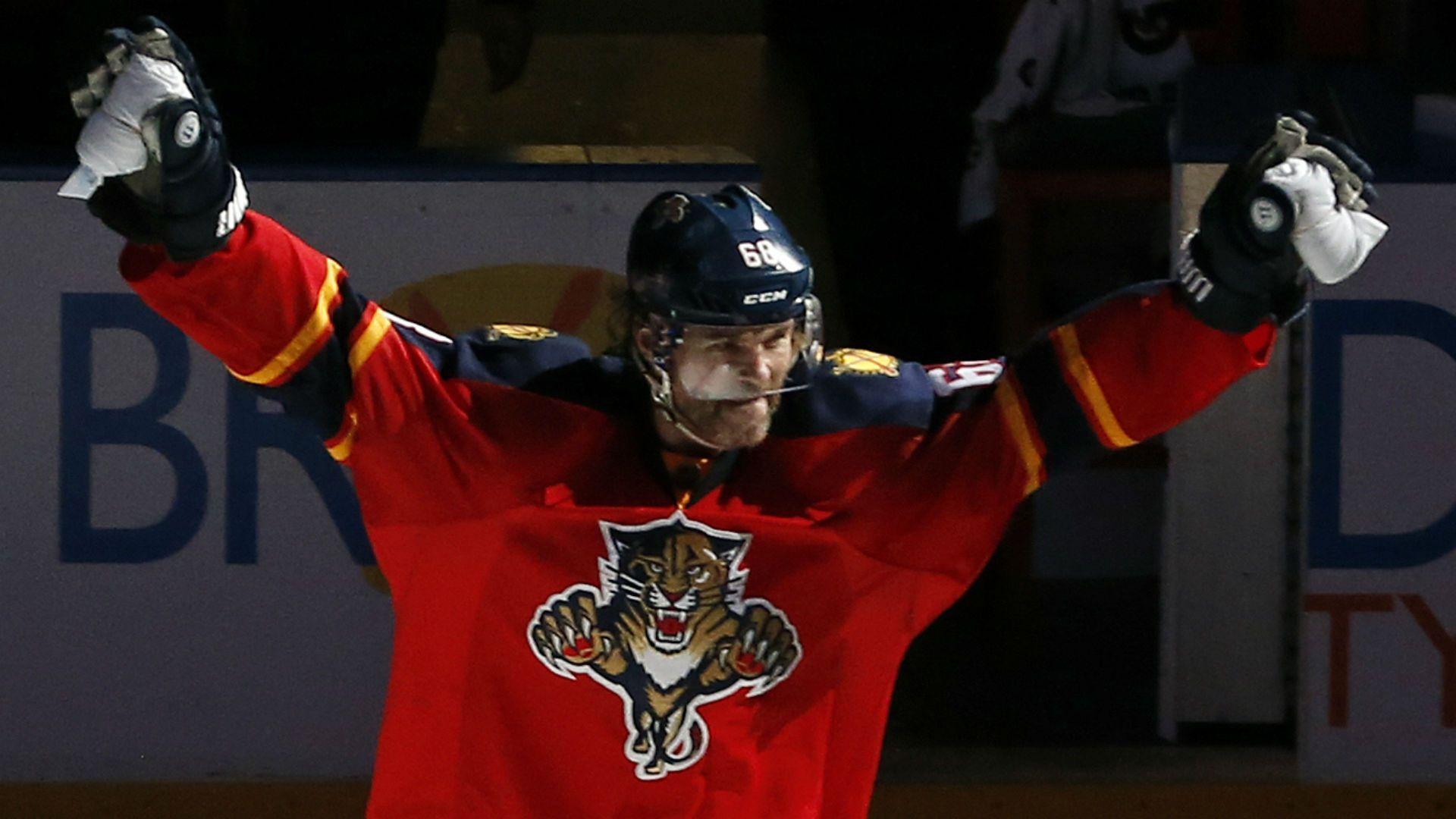 Panthers Re Sign Jaromir Jagr To One Year Deal