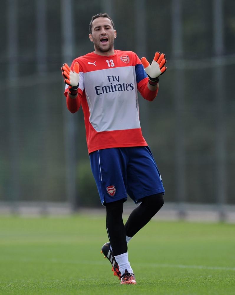 Arsenal Training Gallery: David Ospina Works With Gunners After