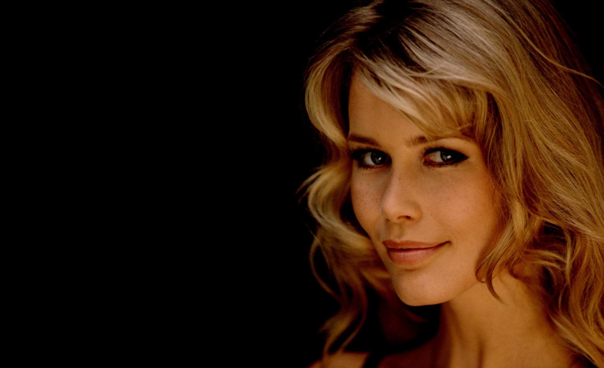Claudia Schiffer Wallpaper and Background Image