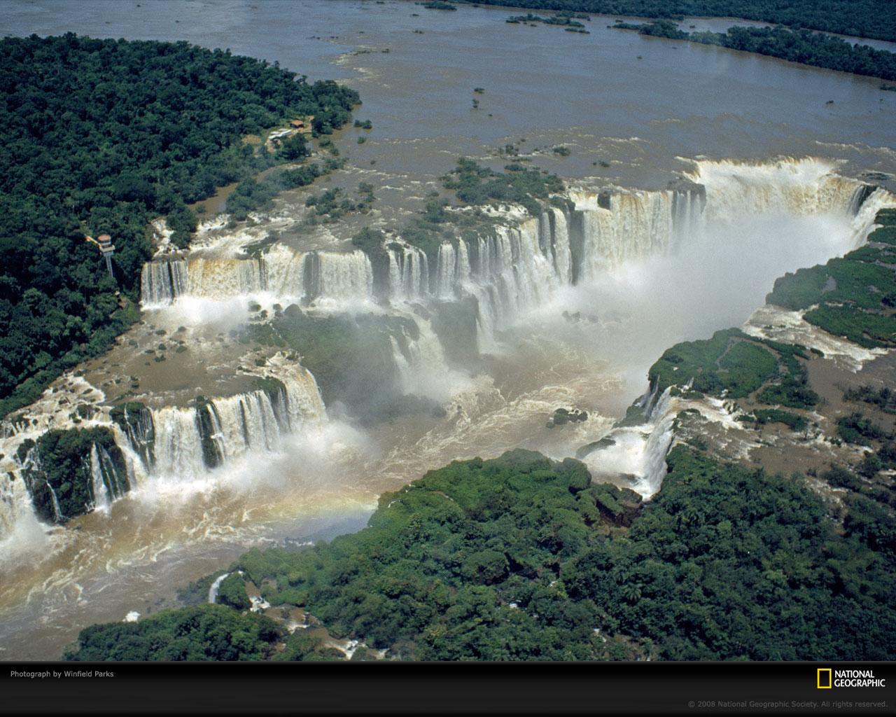 Douce Art 2: Iguazu Falls Wallpaper