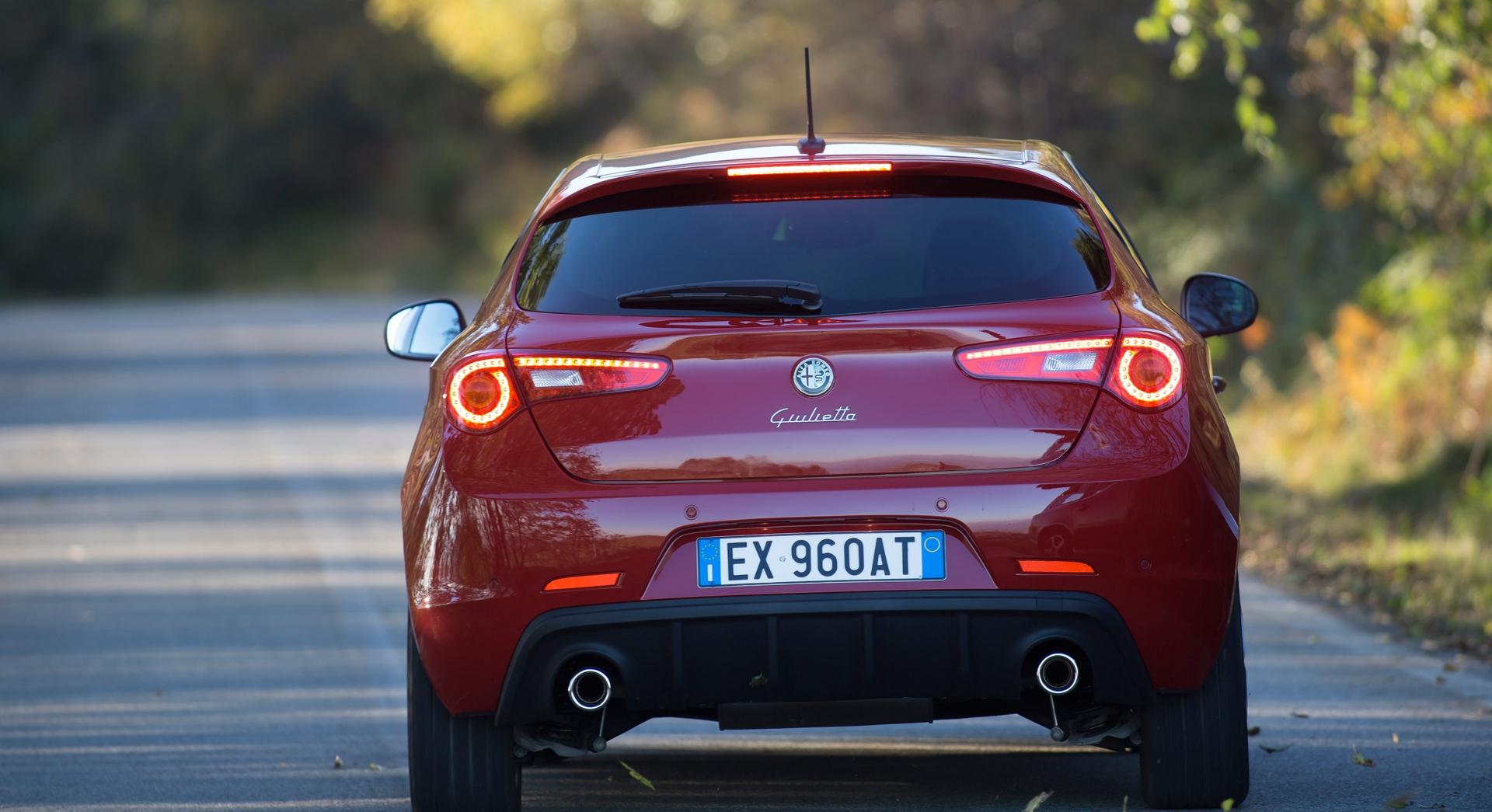 alfa romeo giulietta test Desktop Wallpaperk HD