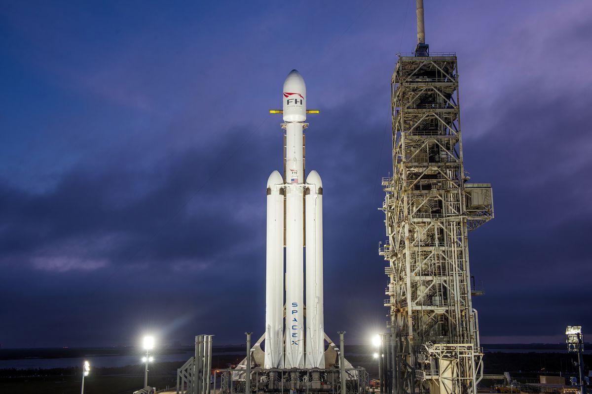 A successful SpaceX Falcon Heavy launch gives NASA new options