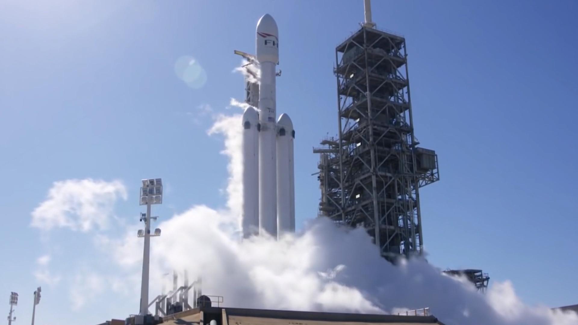 Watch live: SpaceX's Falcon heavy rocket launch