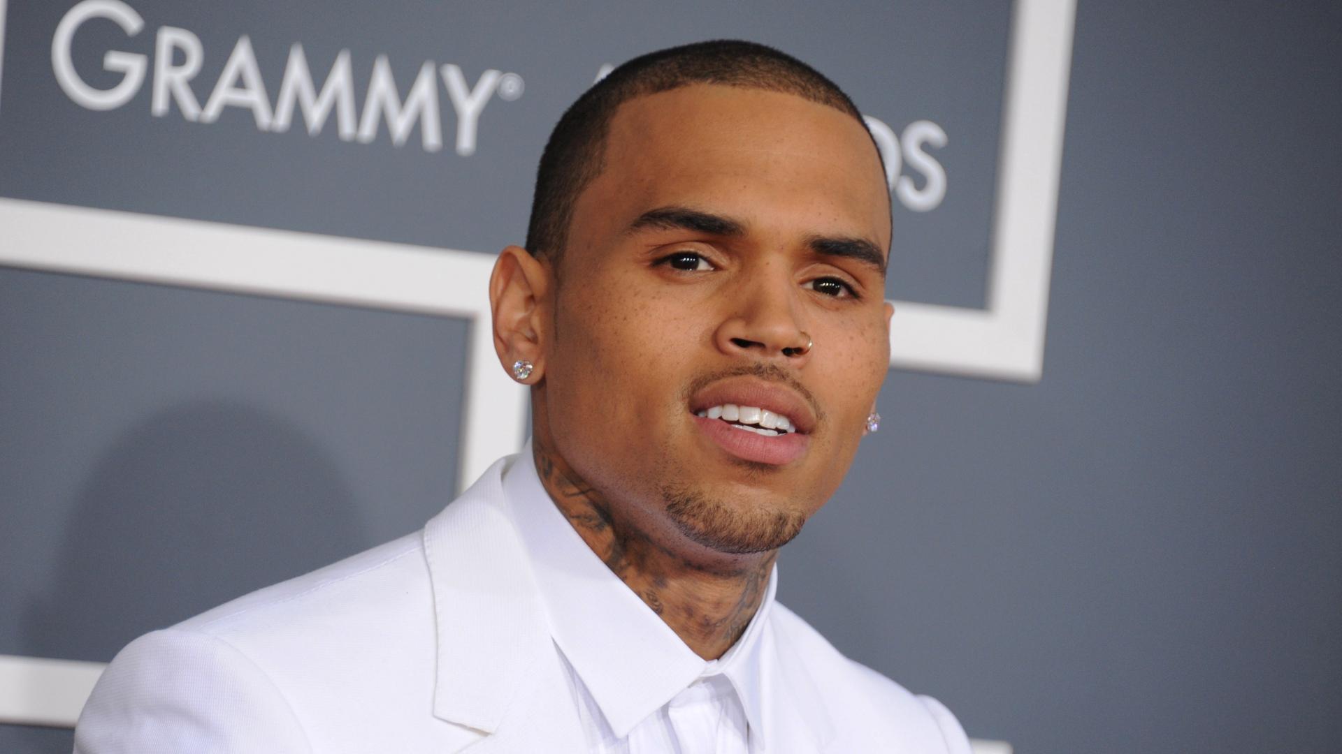 Chris Brown Loves Burgers So Much That He Bought 14 Fast Food Joints