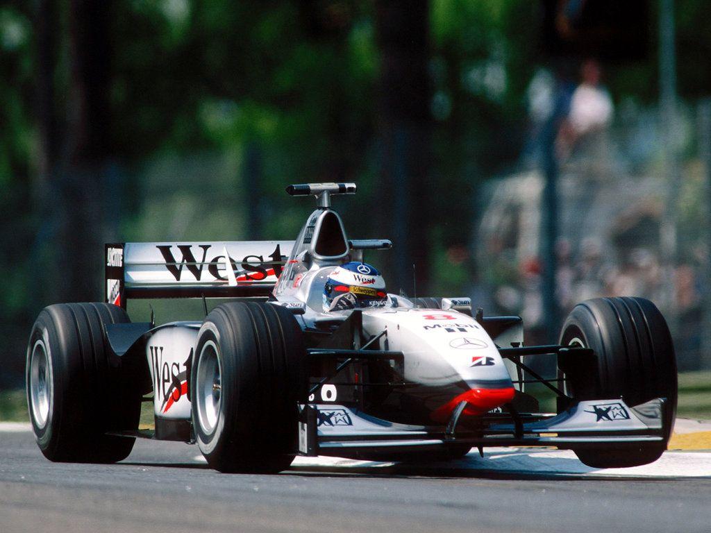 Mika Hakkinen McLaren MP4 13 BENZ V10. Formula 1