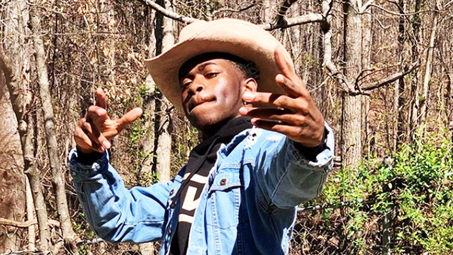 Old Town Road' by Lil Nas X No. 1 on 'Billboard' Chart