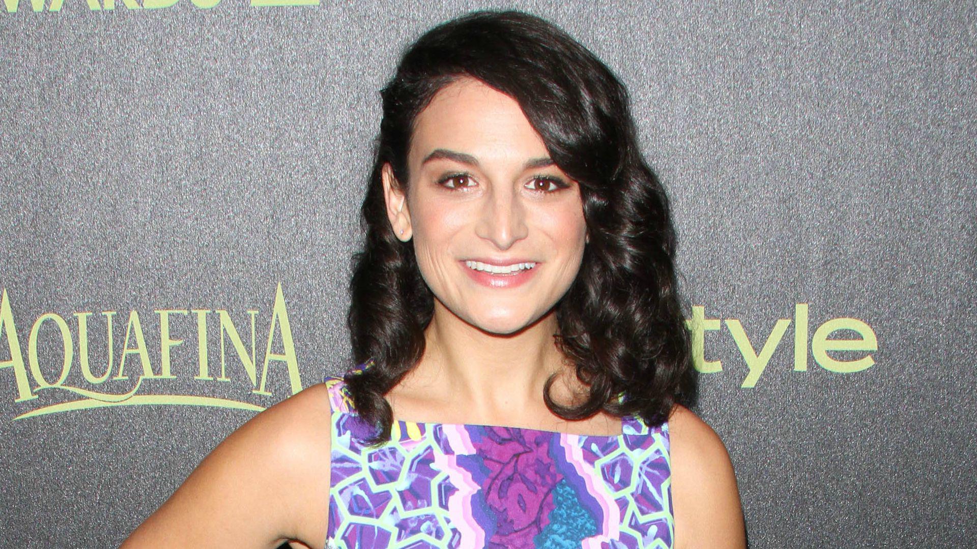 Jenny Slate singing as Marcel the Shell is an instant classic VIDEO
