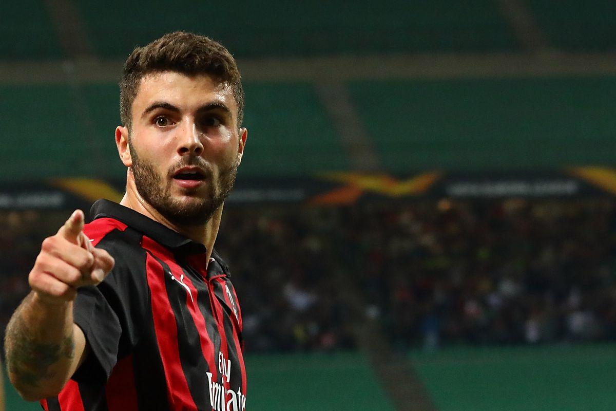 Patrick Cutrone officially signs new contract with AC Milan AC