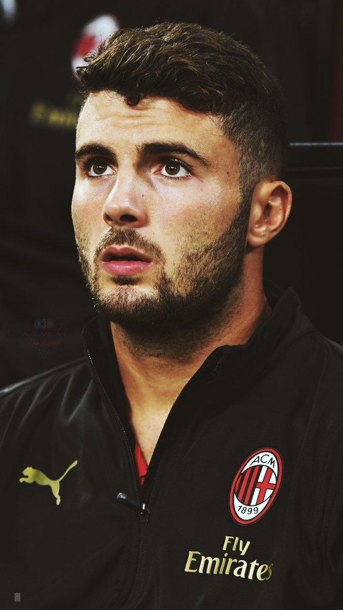 AC Milan Lockscreens Cutrone ❤ #ACMilan