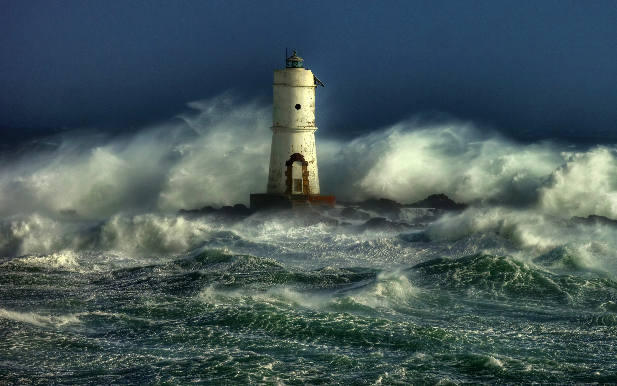 Into The Storm Wallpaper 11 X 1600