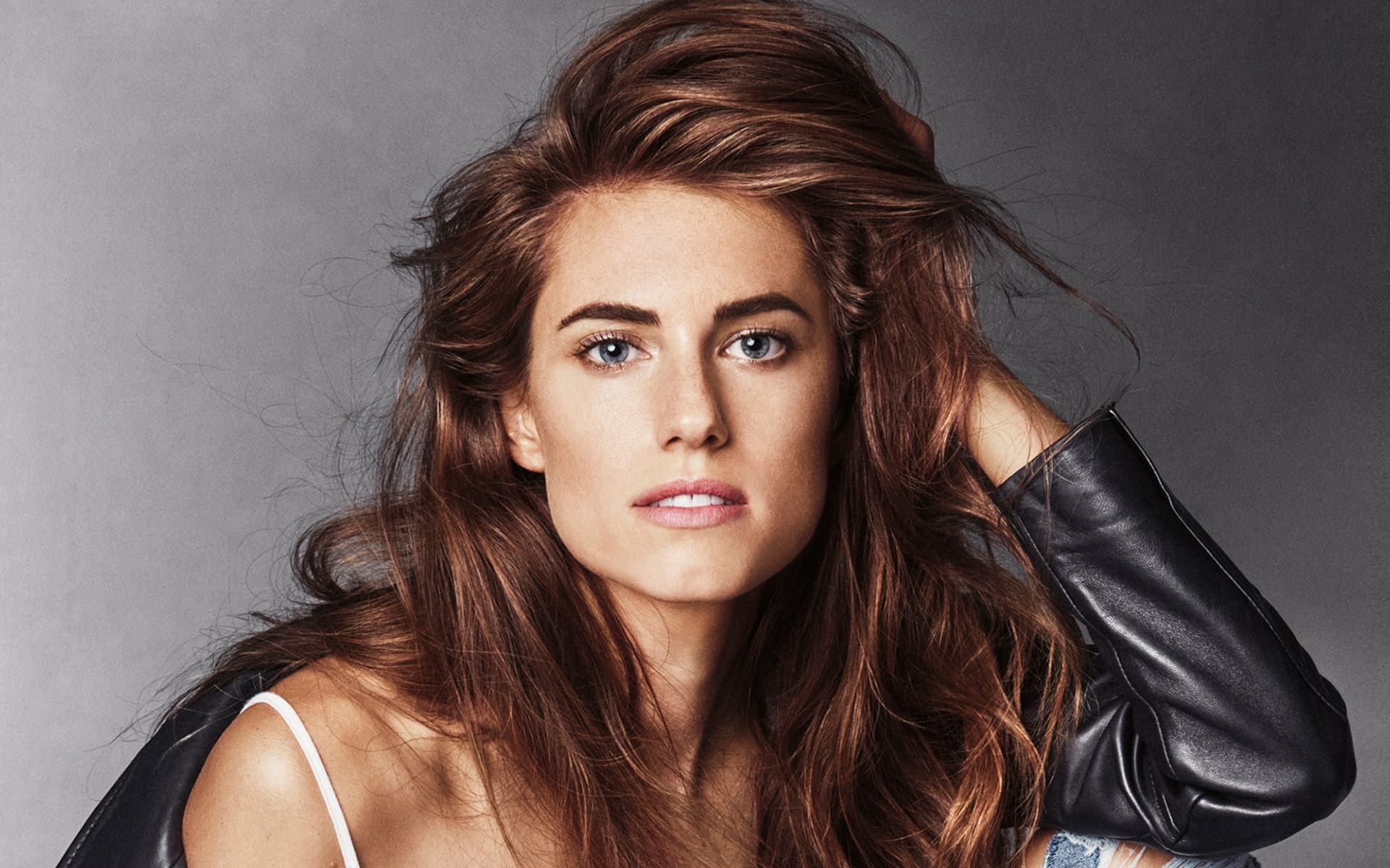 Allison Williams HD Wallpaper