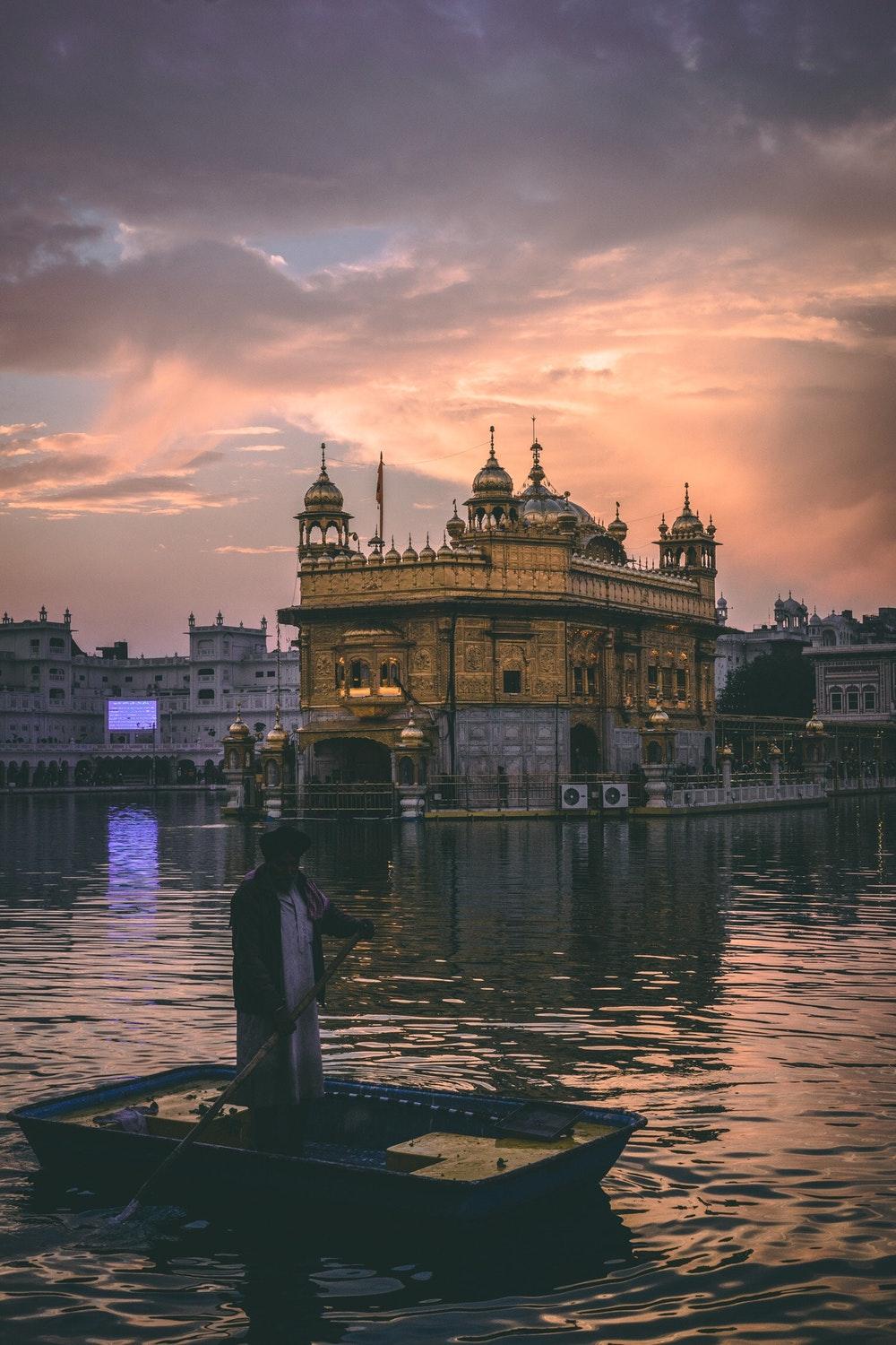 Harmandir Sahib, Amritsar, India Picture [HD]. Download Free