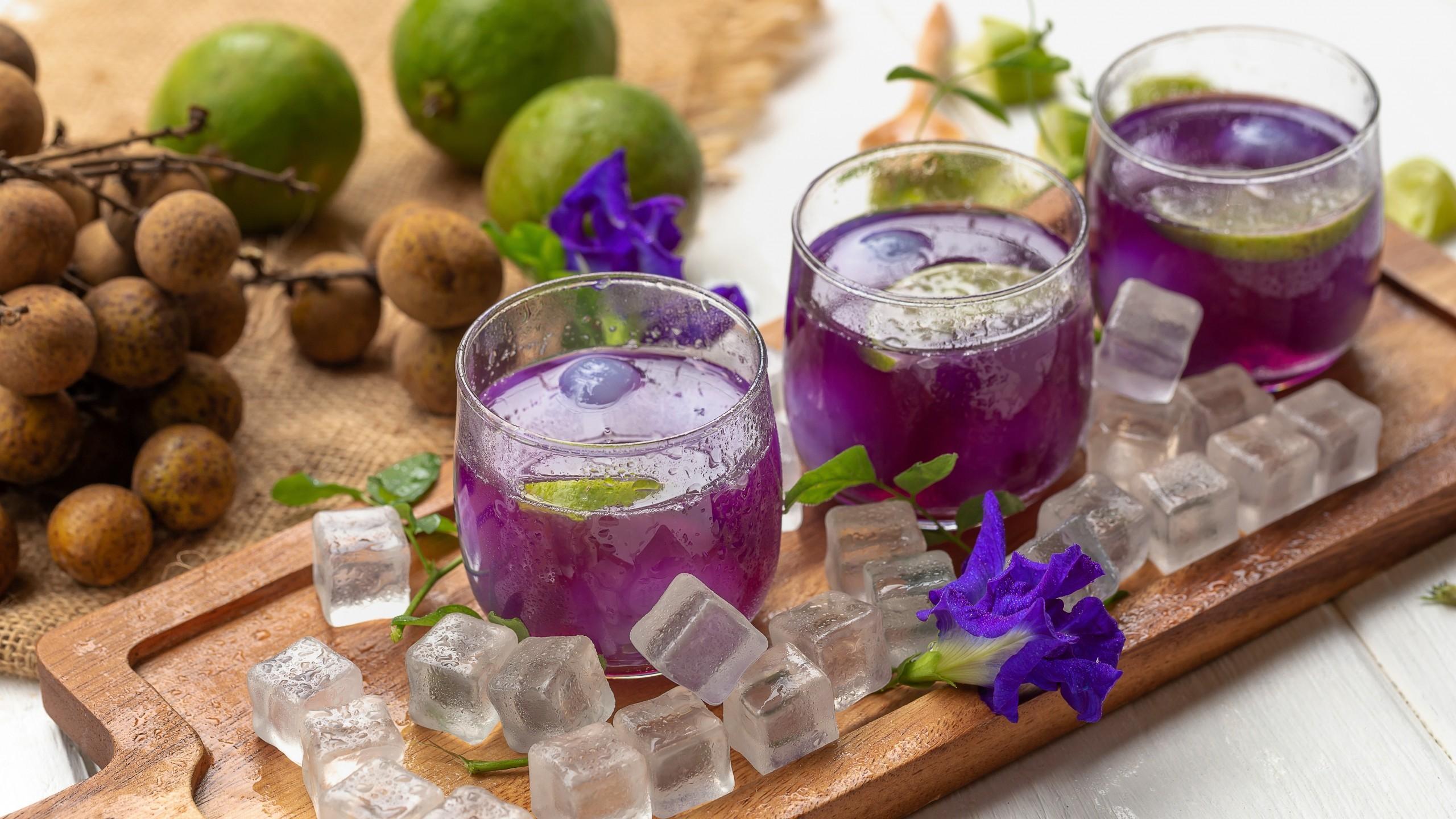 Download 2560x1440 Purple Fruit Drink, Ice Cubes Wallpaper for iMac