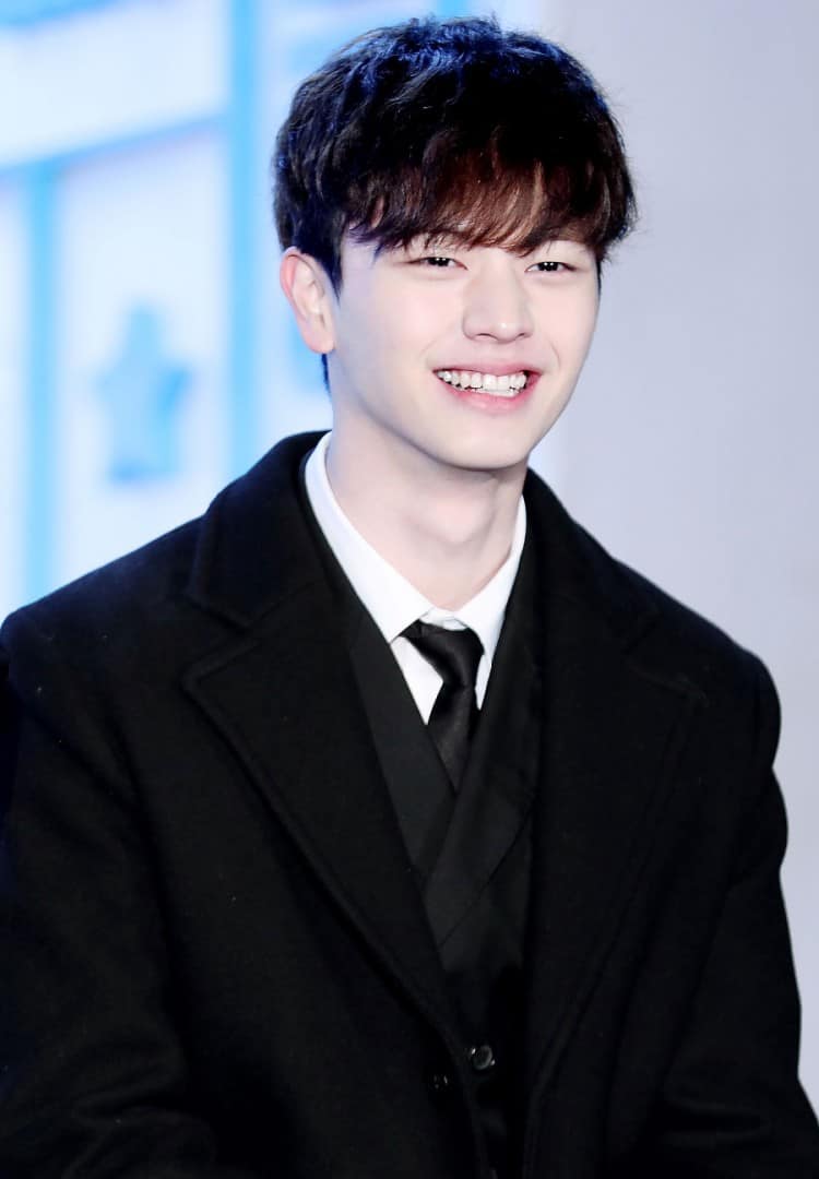 Yook Sungjae is confirmed to be a golden spoon