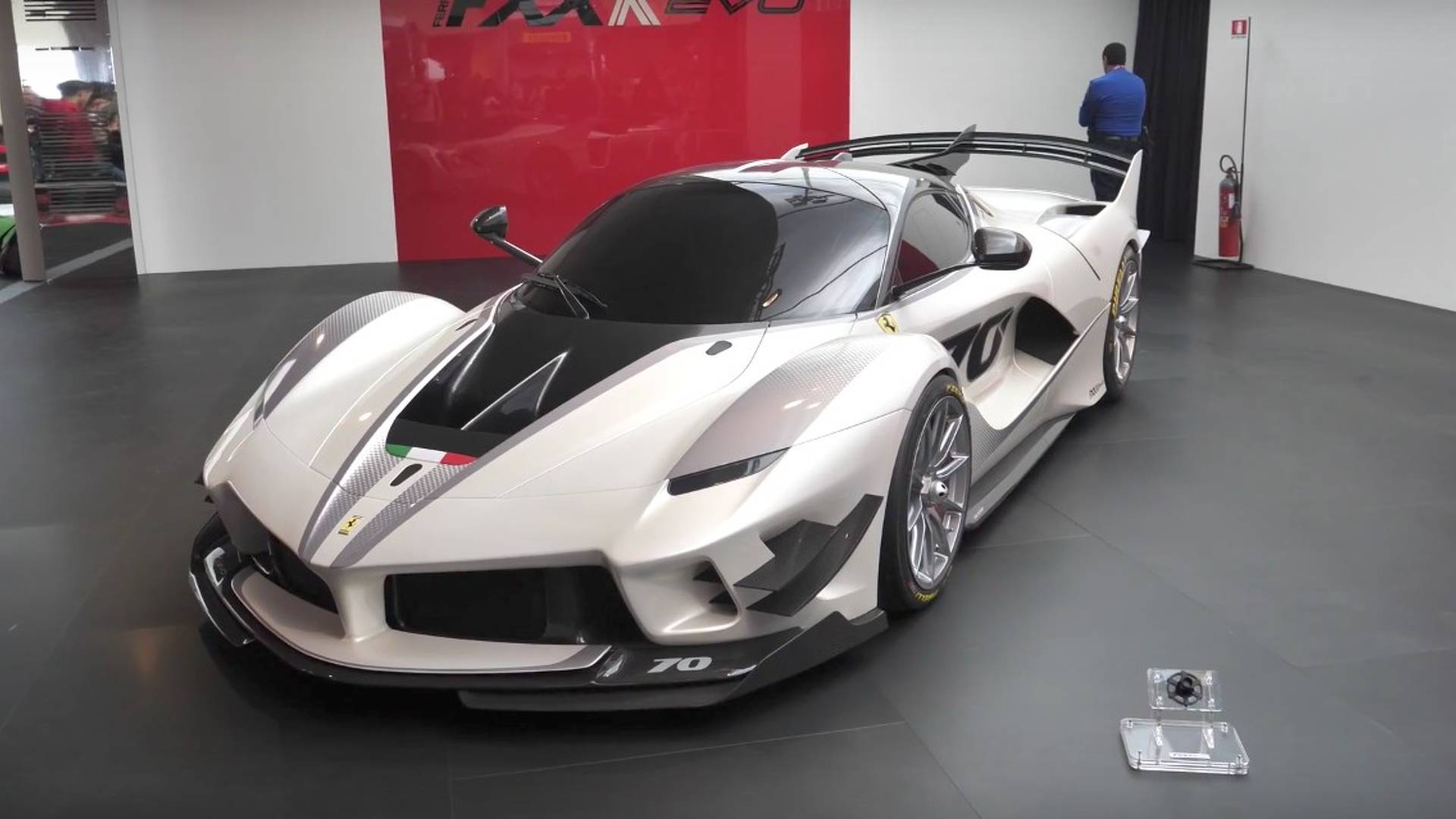 Take A Closer Look At The Attention Grabbing Ferrari FXX K Evo