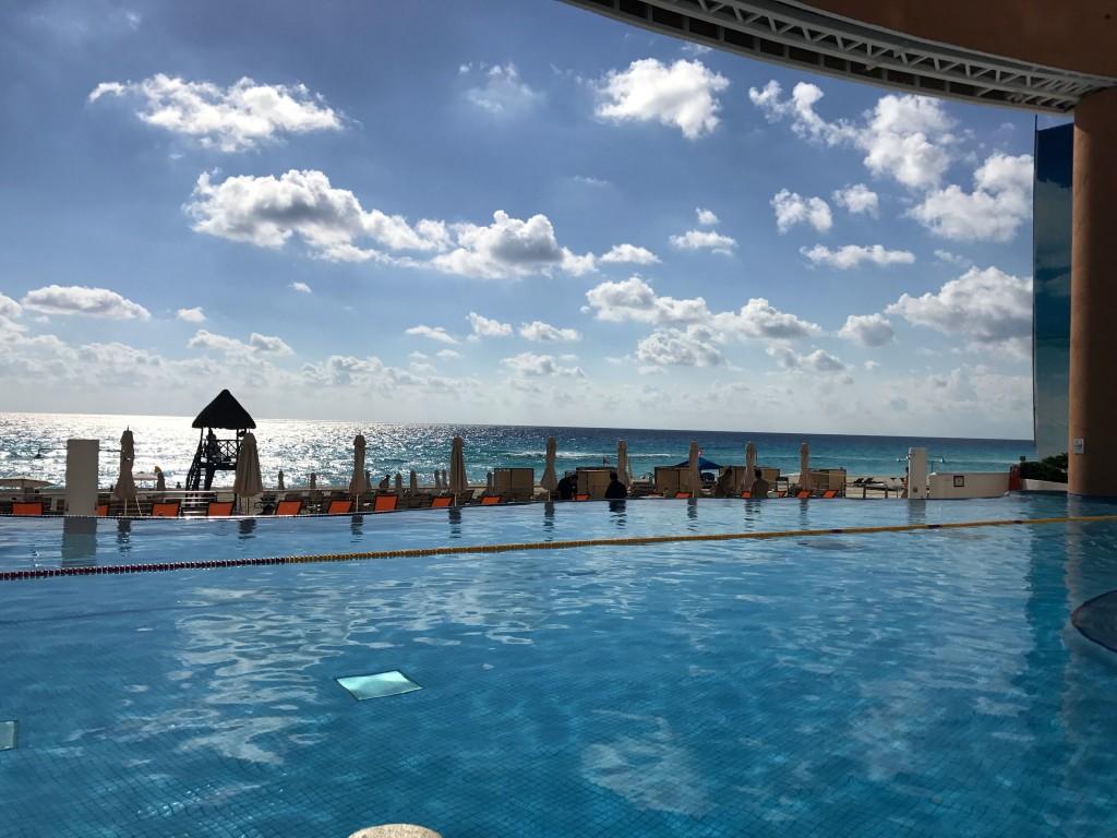 Family Travel: The Grand at Moon Palace Cancun. Life Without Pink
