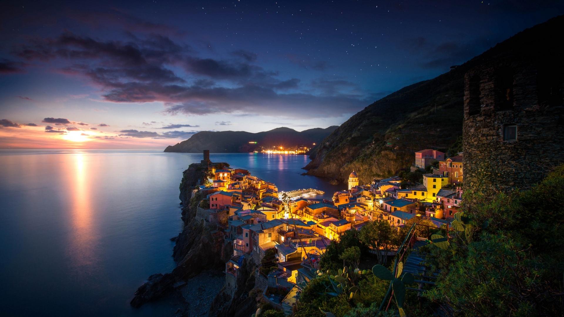 Vernazza Italy Night Evening Sunset Wallpaper