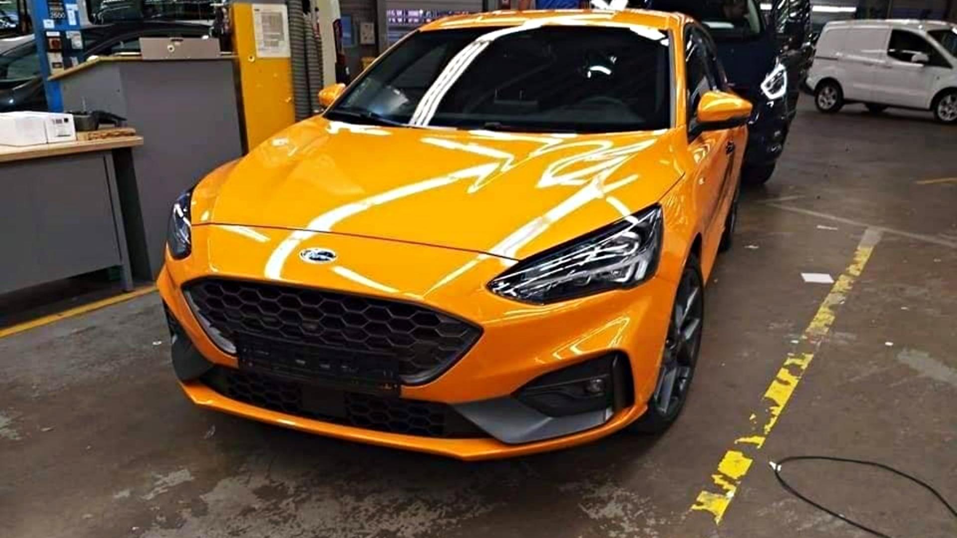 News Ford Focus ST Gets Early Outing In Major Leak