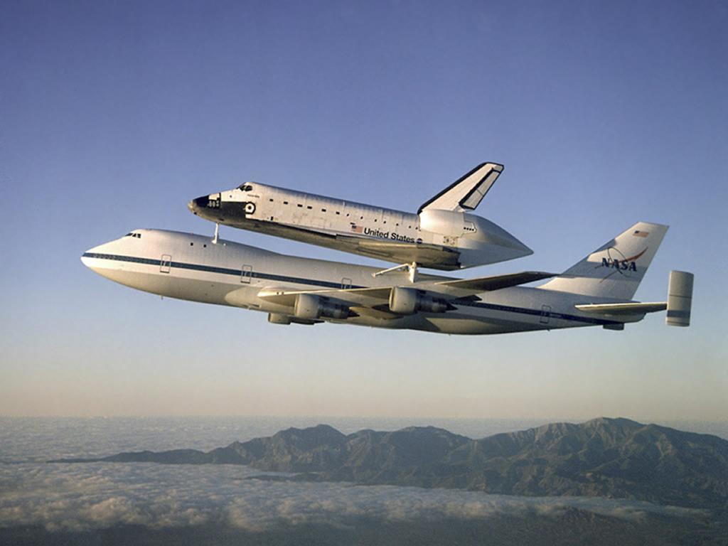 Piggyback Space Shuttle Atlantis And Boeing 747