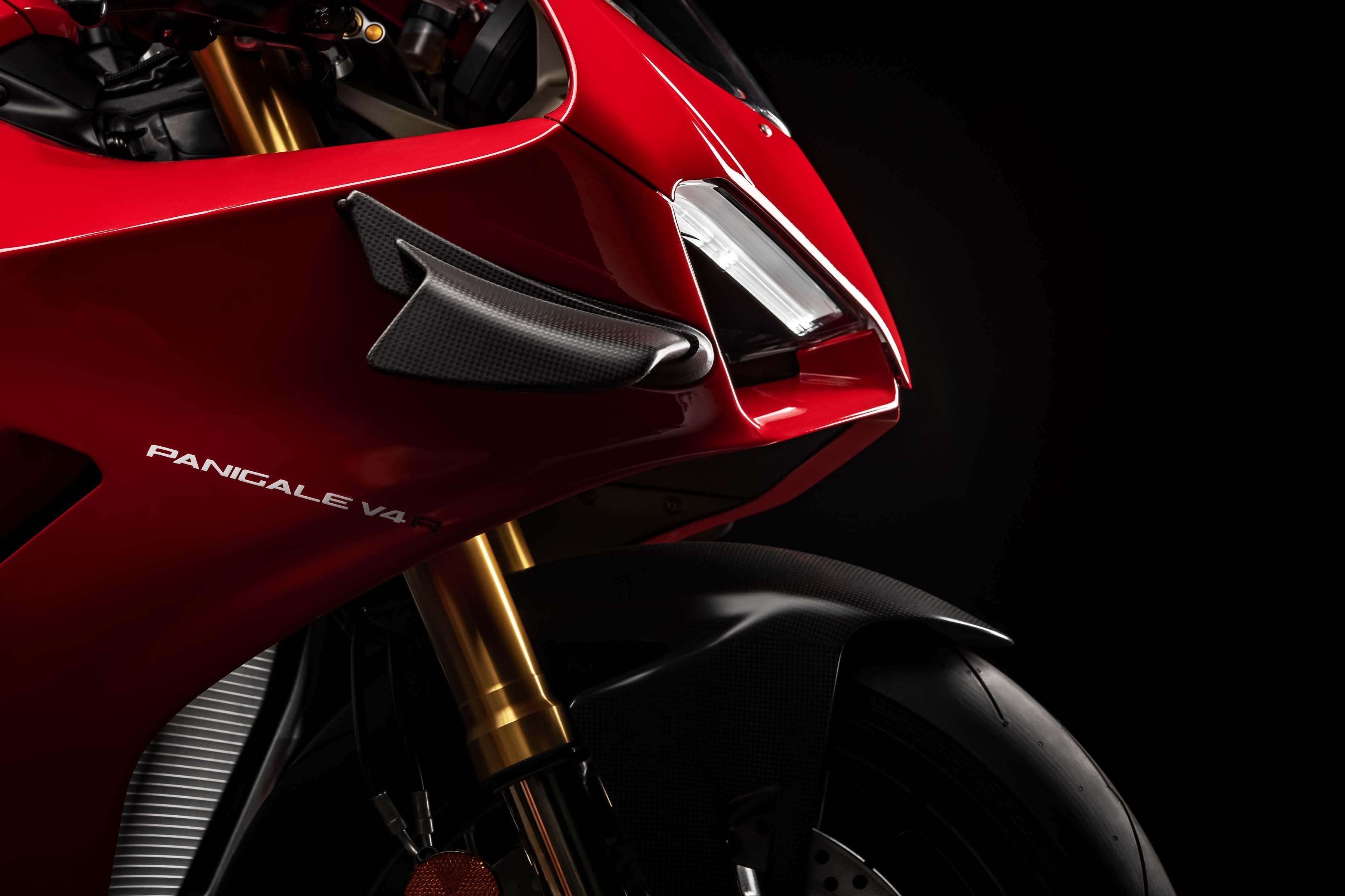 Ducati Panigale V4 R Debuts with 217hp, Wings, & More