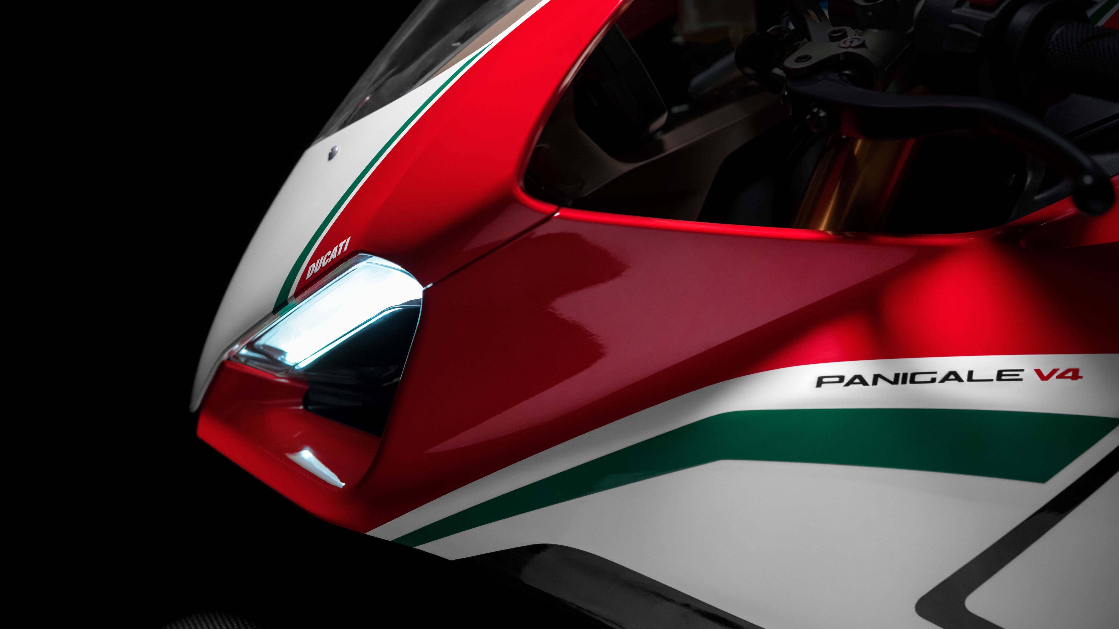 Ducati Panigale V4 Speciale 4K 2018 Wallpaper