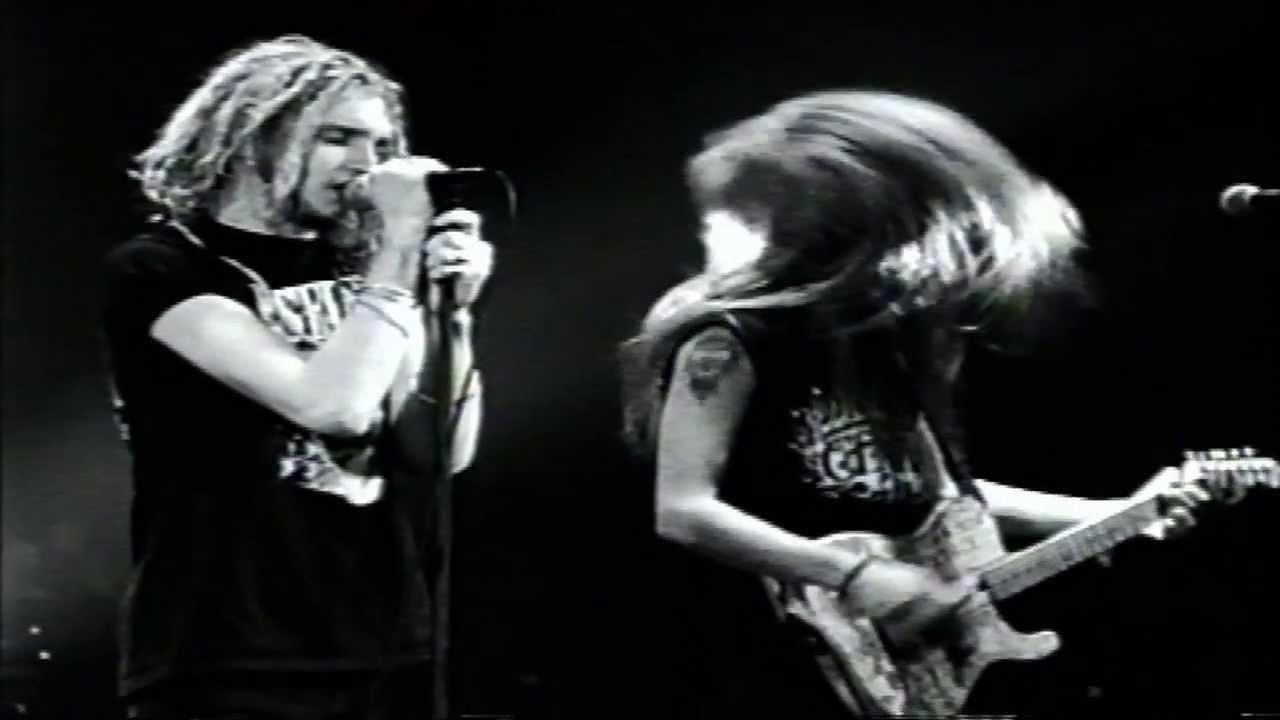 Alice In Chains Of Sorrow (Live In Seattle '90) HD