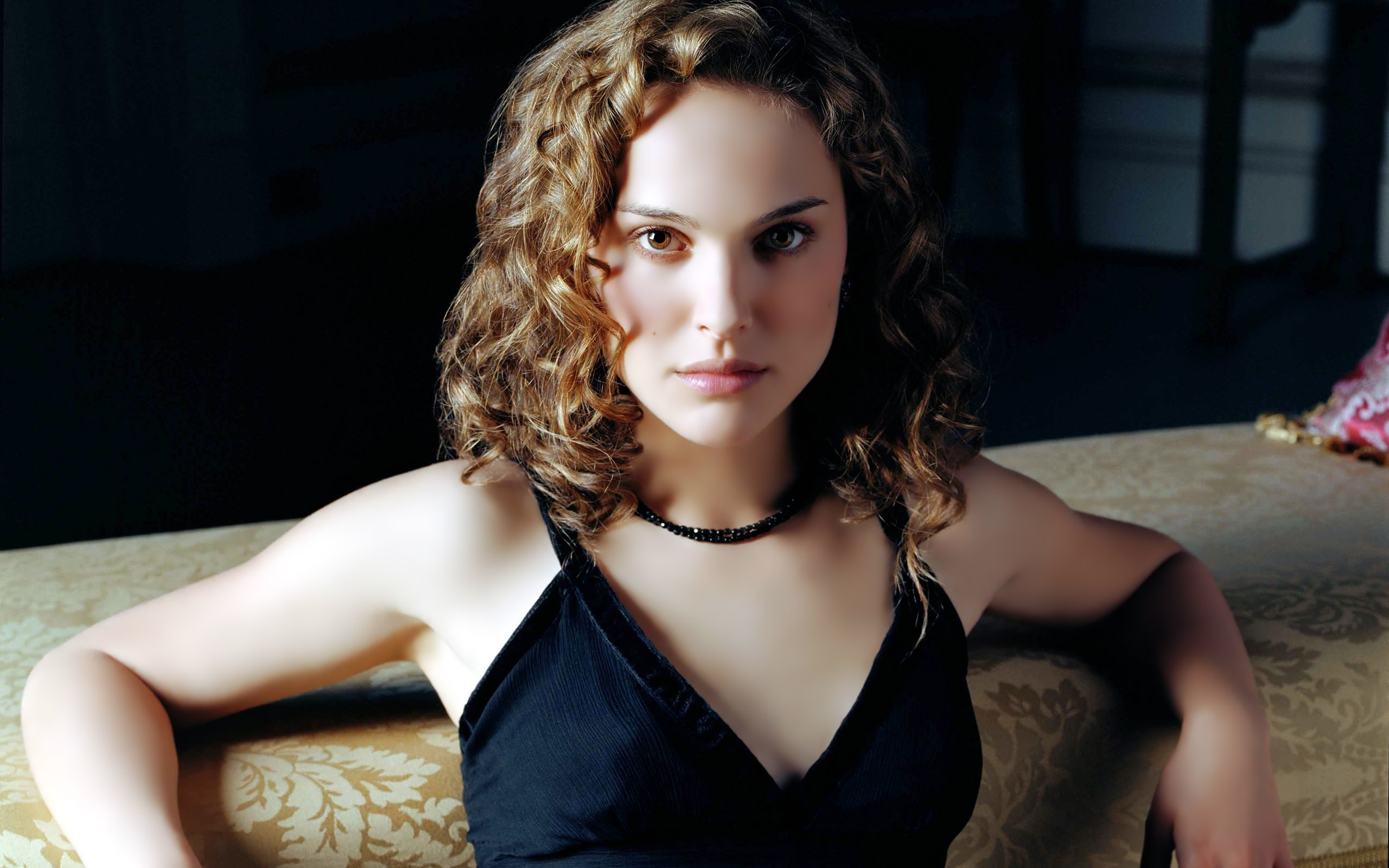 Natalie Portman Wallpaper, Picture, Image