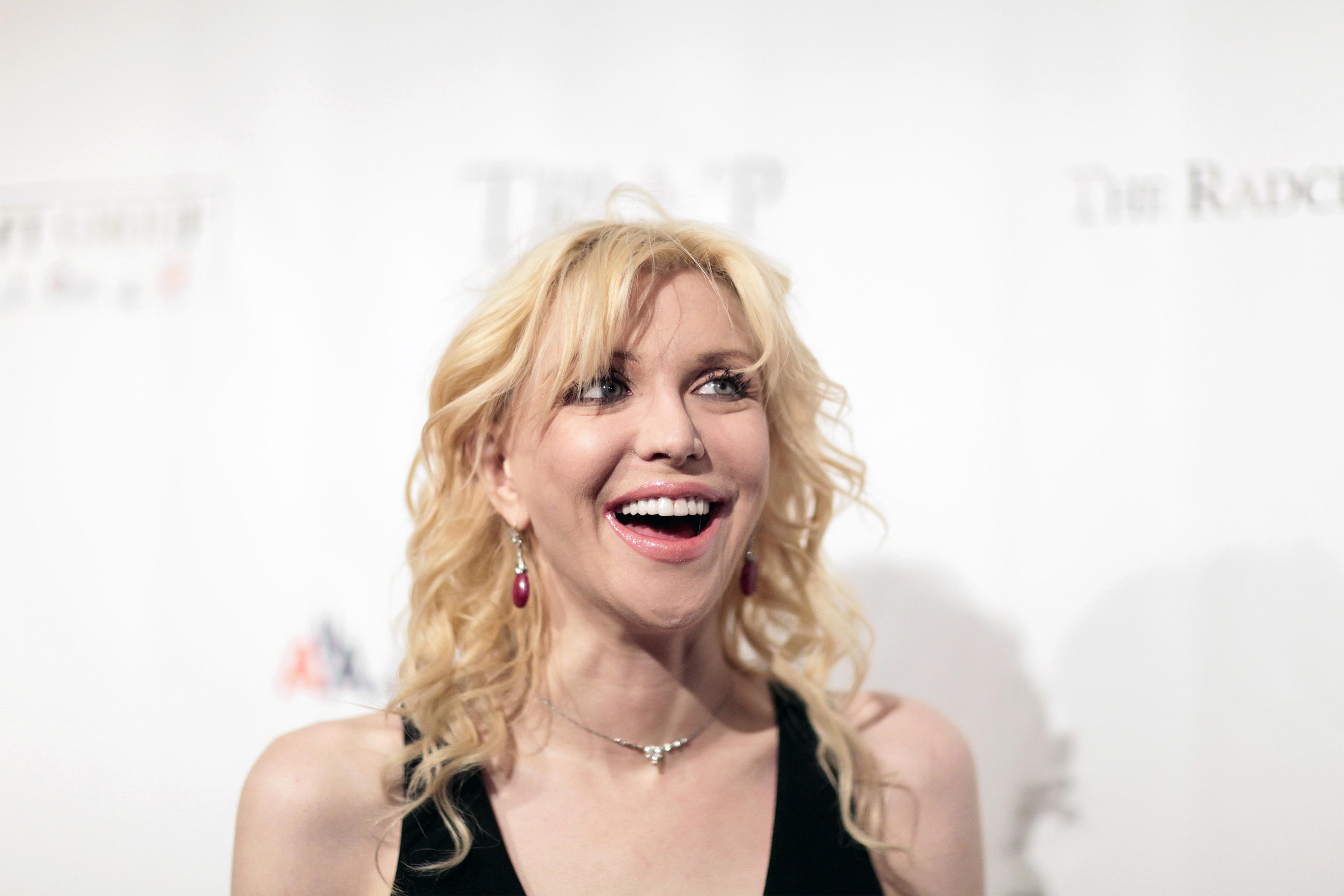 Courtney Love Wallpaper Image Photo Picture Background