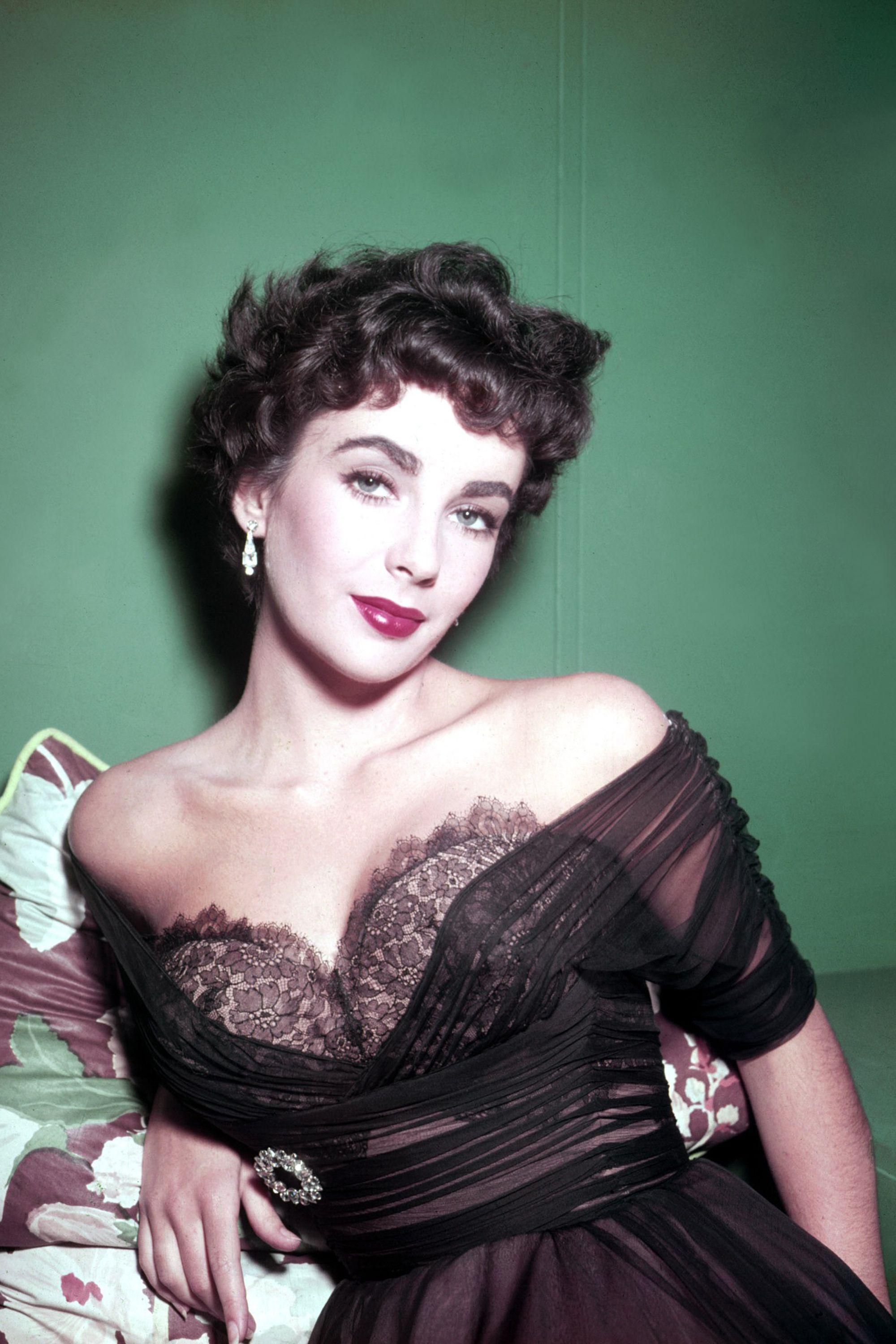 Elizabeth Taylor Picture Image