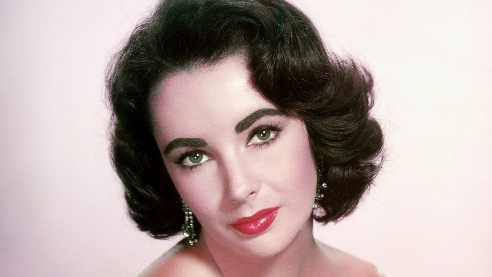 Inside The Late Elizabeth Taylor's Bel Air Home